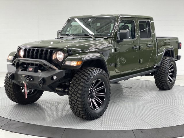 Used 2022 Jeep Gladiator Overland with VIN 1C6HJTFG1NL113796 for sale in Ventura, CA