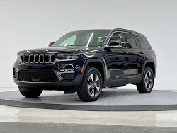 2024 Jeep Grand Cherokee 4xe Base 4xe