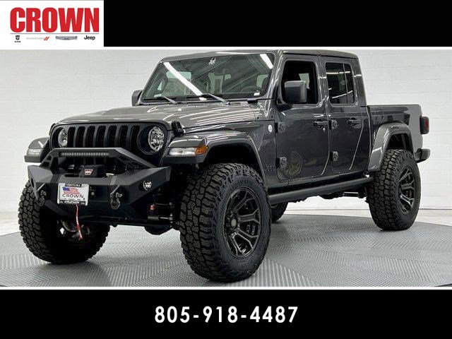 Used 2022 Jeep Gladiator Overland with VIN 1C6HJTFG2NL113788 for sale in Ventura, CA