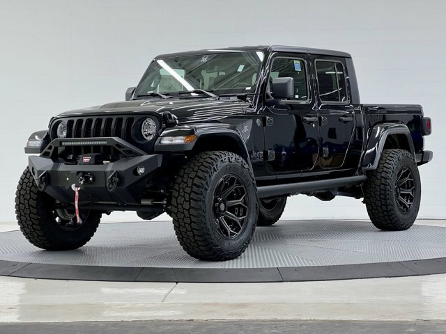 Used 2022 Jeep Gladiator Sport S with VIN 1C6JJTAG1NL116013 for sale in Ventura, CA