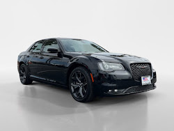 2022 Chrysler 300 300S